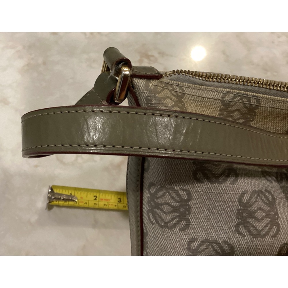 Loewe Beige & Gray Anagram Shoulder Bag - Picture 7 of 17